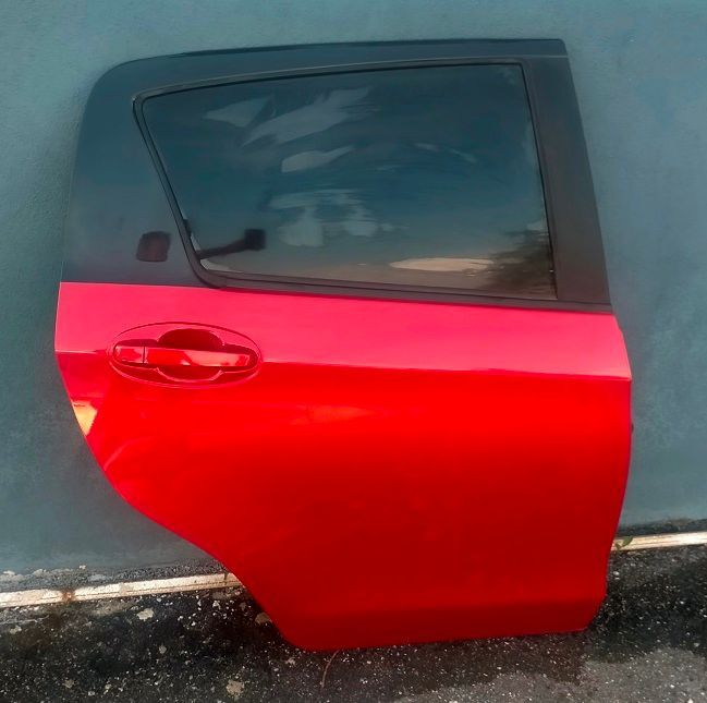 Porta posteriore destra TOYOTA YARIS 1.5 Hybrid (2014-2017)