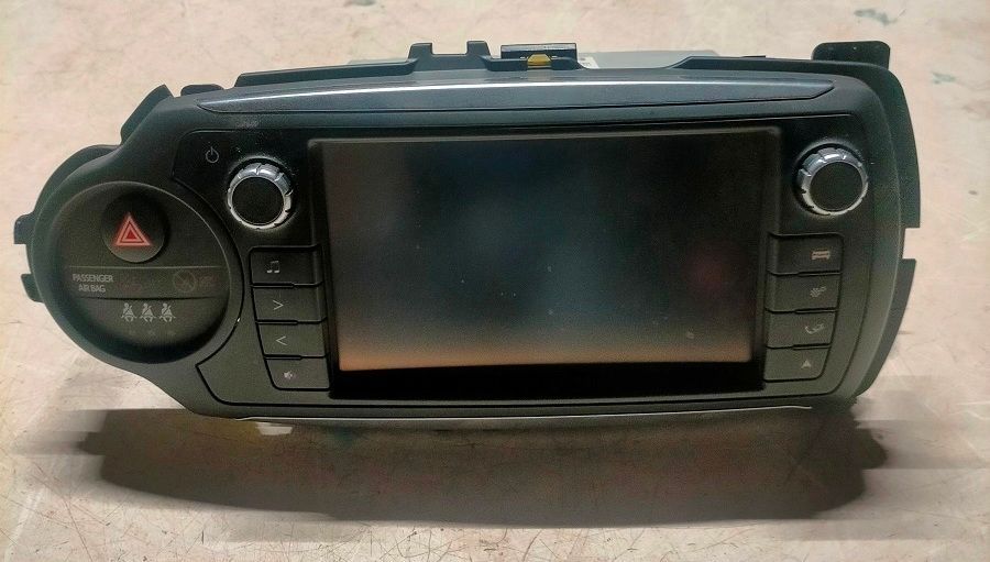 Autoradio navigatore 86140-0D220 TOYOTA YARIS HYBRID 1.5 B 2014 -2017
