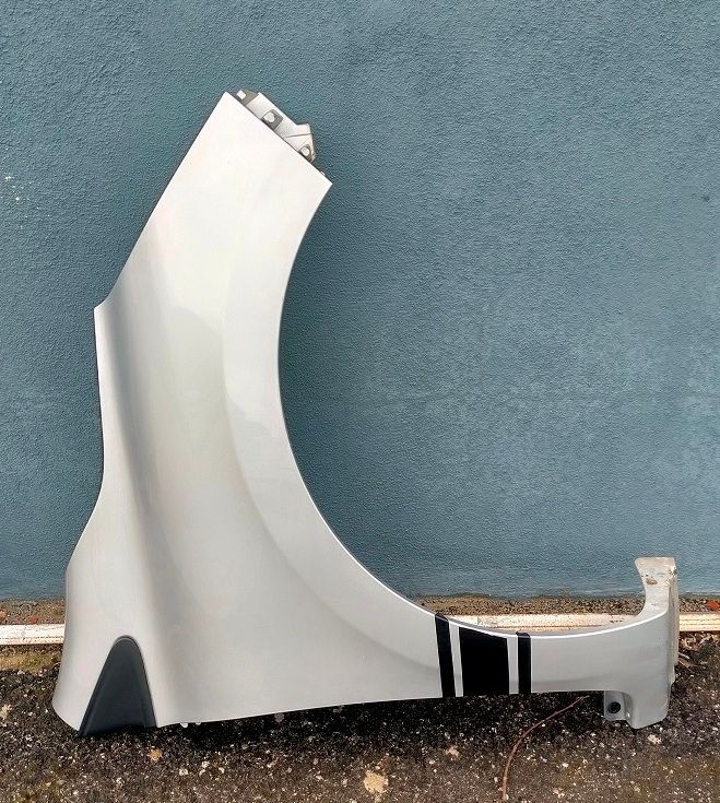 Parafango anteriore destro 631007609R RENAULT CLIO 4 (2012-2018)