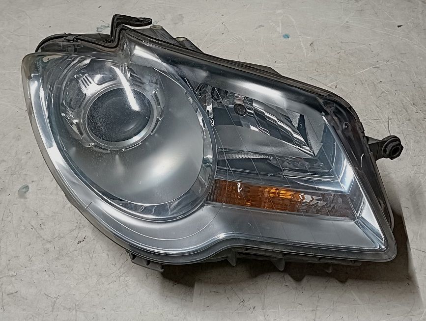 Fanale anteriore destro 0301233202 VOLKSWAGEN TOURAN 2006-2010