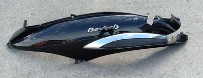 Carena fiancata sinistro CM012101 PIAGGIO BEVERLY 300 Ie 2009-2014
