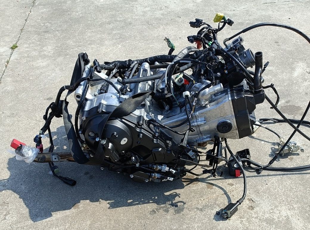 Motore RC88E  HONDA ADV 750  (2019)