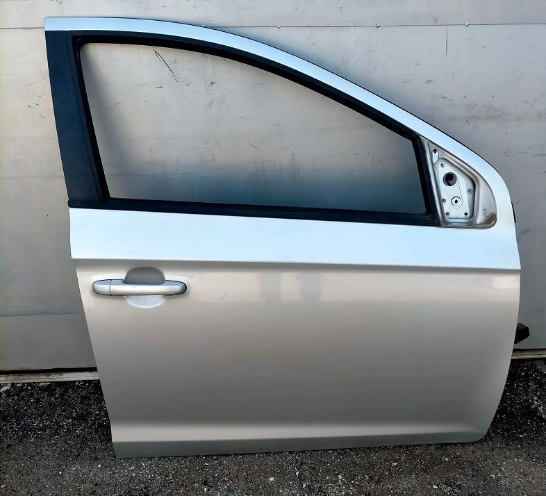 Porta anteriore destra HYUNDAI I20 (2009-2013)