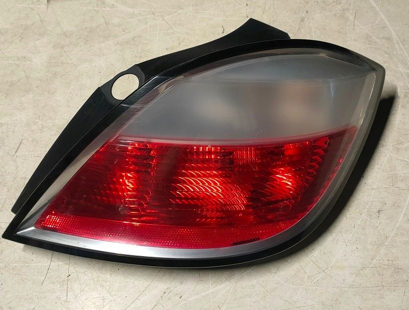 Fanale posteriore destro 93190305 OPEL ASTRA H  Berlina 2005-2009
