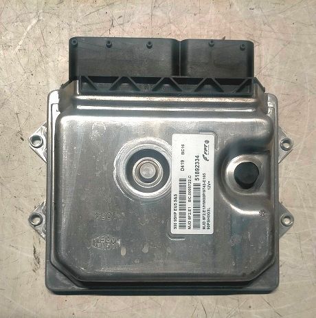 CENTRALINA ECU 51892334 -MJD 8F2.E1 HW00P FIAT 500 1.3 MJT 2007-2012