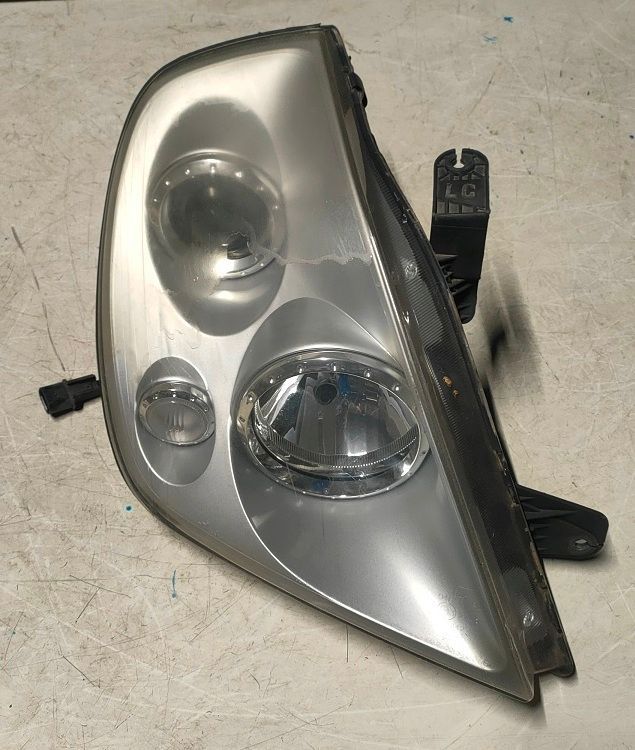 Fanale anteriore destro SSANGYONG Rexton 1° Serie (2001-2006)
