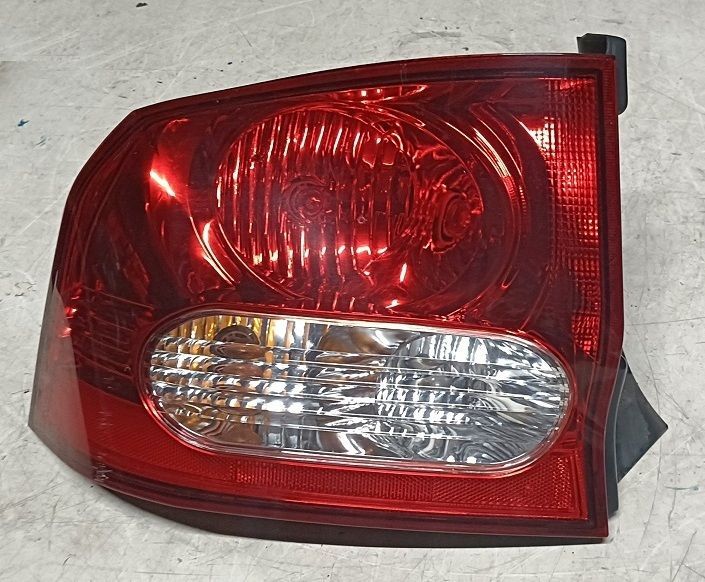 Fanale posteriore sinistro 8360131015 SSANGYONG ACTYON 2006-2011