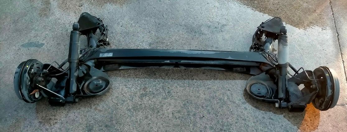 Assale posteriore FIAT 500 1.3 Mjt (2007-2012)  freni tamburo con barra torsione