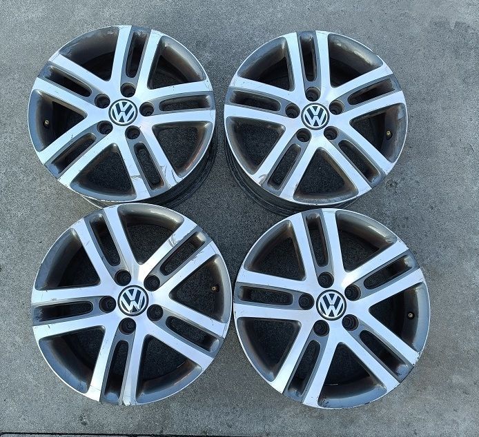 Cerchi in lega 1K0601025BM -6.5J X 16  ET 50VOLKSWAGEN GOLF 6  (2008-2012) Set di 4 cerchi