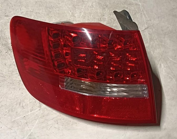 Fanale esterno posteriore sinistro 4F9945095G AUDI A6 4F5 Avant (04>12) LED