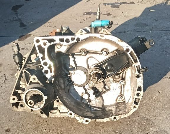 Cambio 8200451676 DACIA SANDERO 1.4 B-Gpl  2008-2012   5M
