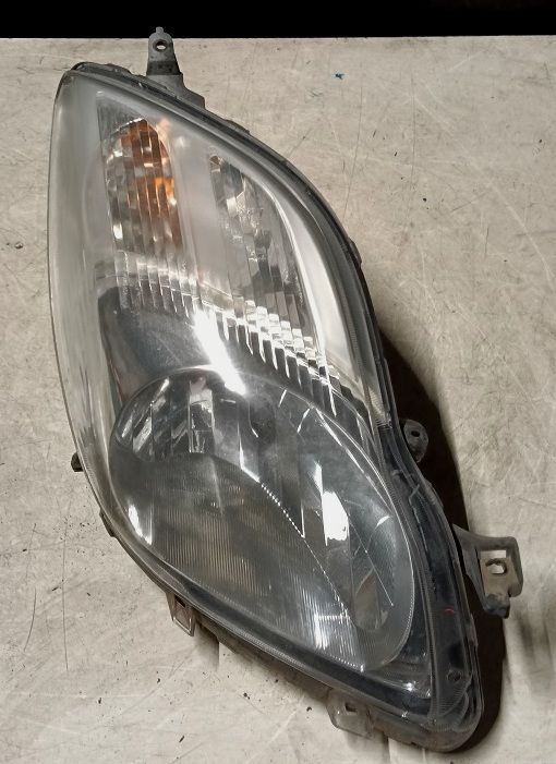 Fanale anteriore destro 81110-0D330 TOYOTA YARIS 2005-2010