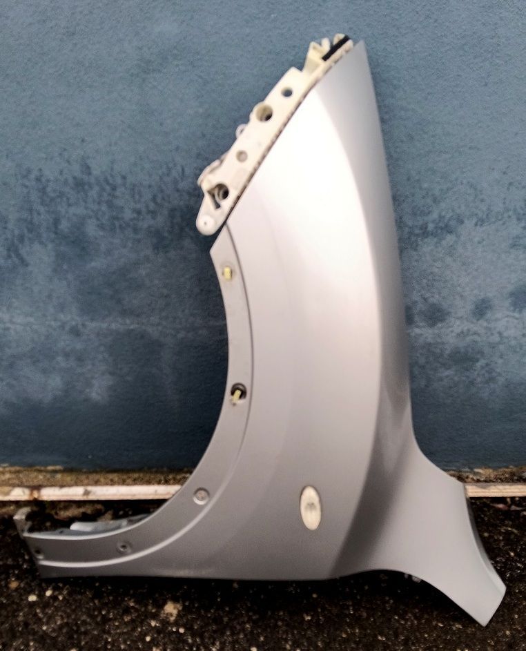 Parafango anteriore sinistro  NISSAN JUKE F15 (2010-2014)