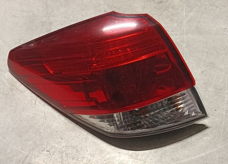 Fanale posteriore esterno sinistro SUBARU LEGACY  SW 2008-2012