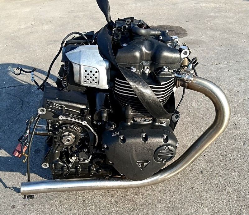 Motore G completo TRIUMPH BONNEVILLE T100  900 cc ( 2021-2025)