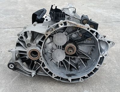Cambio 6M5R-7002CA  VOLVO V50 2.0 TD  2004-2008