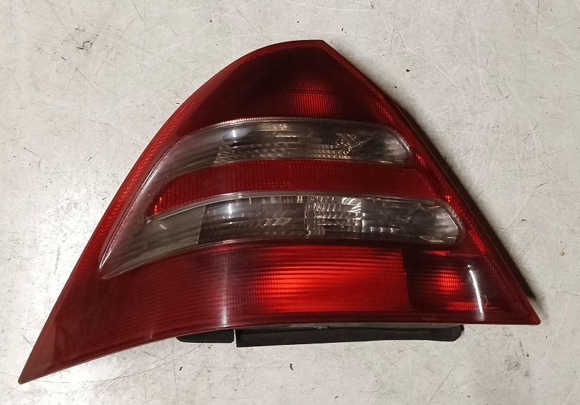 Fanale posteriore destro A2038200164 MERCEDES C220 W203 Berlina (2003-2007)