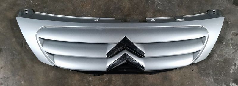 Fanale  anteriore destro 26010BC500 NISSAN MICRA III  2005-2010