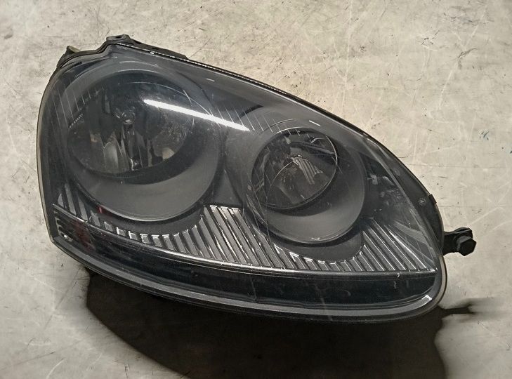 Fanale anteriore destro 0301212202 VOLKSWAGEN GOLF 5 (2004-2007)