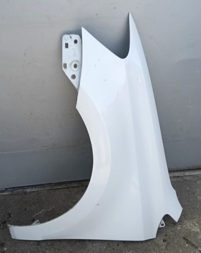 Parafango anteriore sinistro VOLKSWAGEN POLO 1.2 Tdi  (2009-2014)