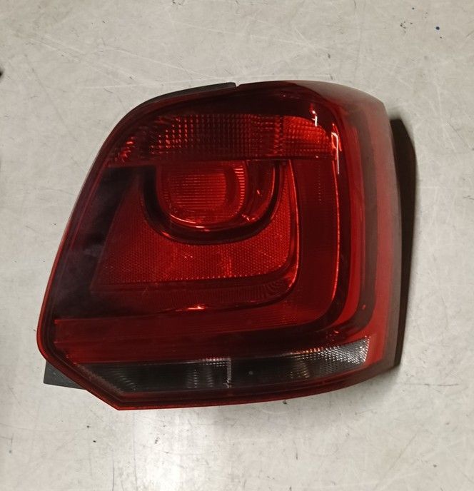 Fanale posteriore destro 6R0945096 VOLKSWAGEN POLO 1.2 Tdi (2009-2014)