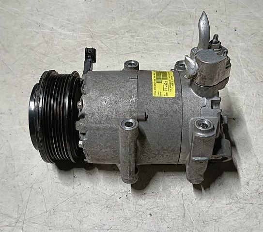 Compressore A/C AV11-19D629AC  FORD FIESTA 1.5 Tdci  (2012-2017)