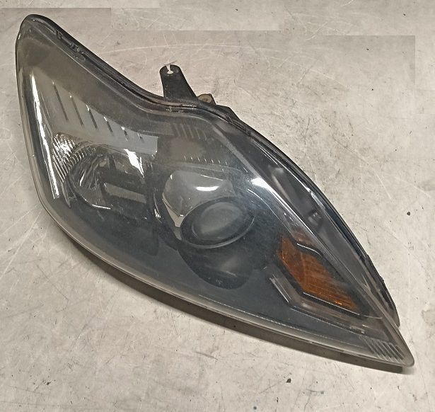 Fanale anteriore destro 8M51-13D152-CE FORD FOCUS  2008-2011  fondo scuro