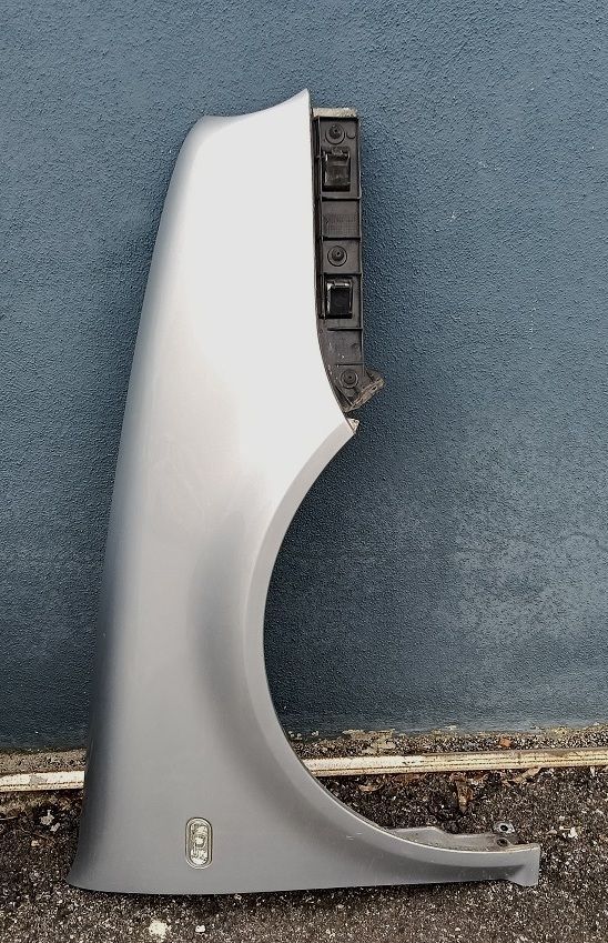Parafango anteriore destro VOLKSWAGEN GOLF 4 (1998-2003)