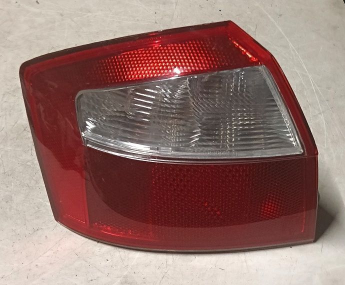 Fanale posteriore sinistro 8E0945095C AUDI A4 berlina (2001-2004)
