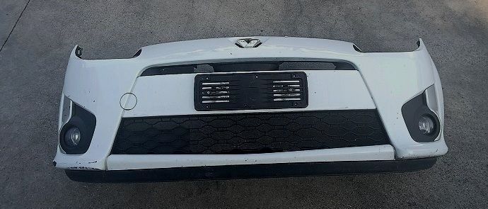 Paraurti anteriore RENAULT TWINGO 2007-2011 con fendinebbia
