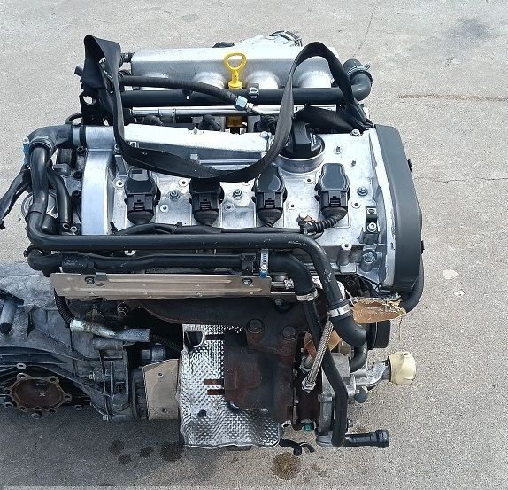 Motore completo AVJ AUDI A4 (8E) 1.8 Benzina Turbo 20 V  (2001-2004)