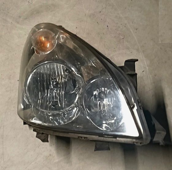Fanale anteriore destro 8113013260 TOYOTA COROLLA VERSO (2002-2004)
