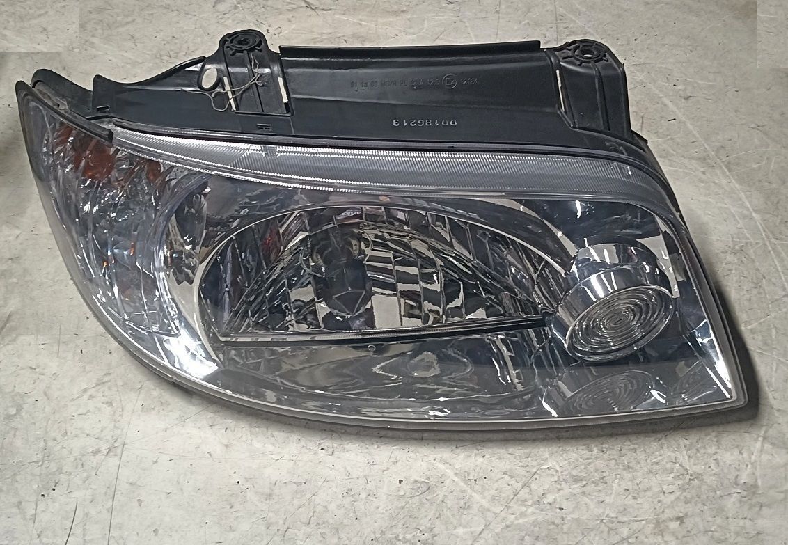 Fanale anteriore destro 082211127R HYUNDAI MATRIX 1 Serie 2001-2007