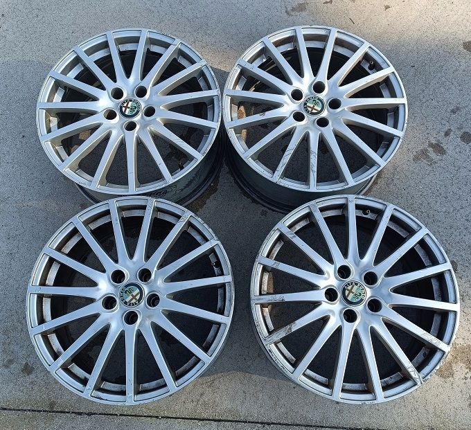 Cerchi in lega 60690482  8X18 ET41 ALFA 159  2005-2010