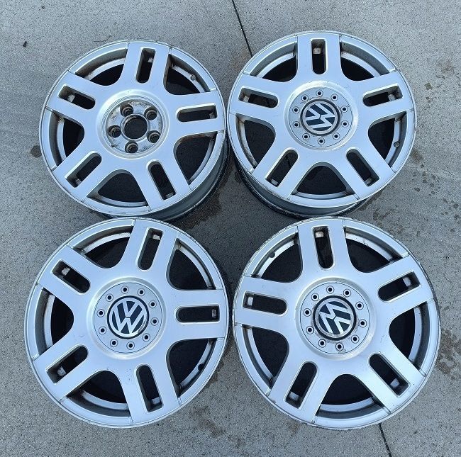 Cerchi in lega 1J0601025F VOLKSWAGEN GOLF 4  (1998-2002) 6.5 X 16 ET 42 - Set di 4 cerchi