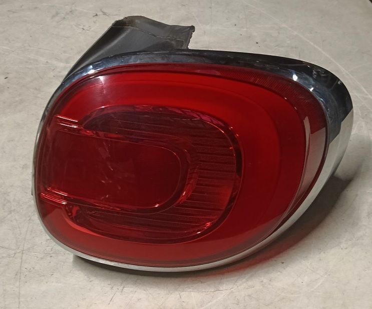 Fanale posteriore destro 51883571 FIAT 500 L  1.3 Mjt (2012-2017)  Cornice cromata