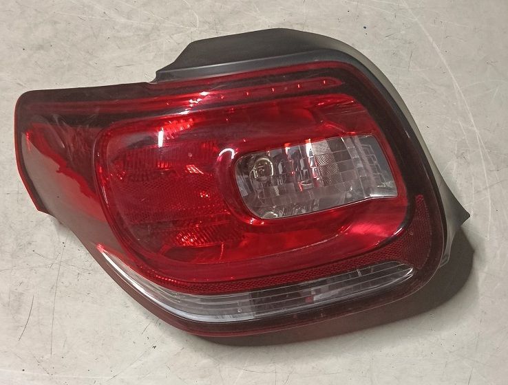 Fanale posteriore sinistro 2VA35467501 CITROEN DS 3  1.6 Hdi (2009-2014)