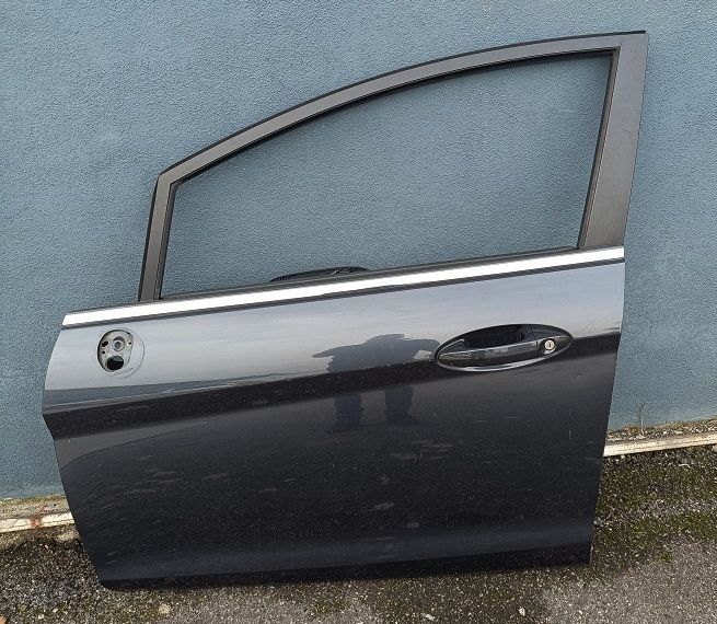 Portiera anteriore sinistra FORD FIESTA VI (2009-2014)