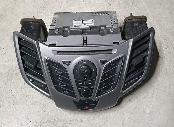 Griglia comandi  completa di radio 8A6T18C815BR FORD FIESTA 1.2 (2009-2014)