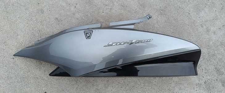 Carena laterale sinistra 83501MFT6400 HONDA SILVER SW T600 2009-2014