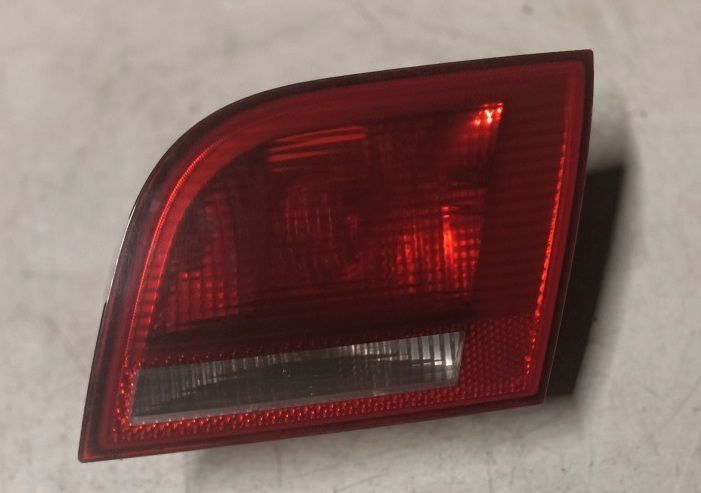 Fanale posteriore interno destro 8P4945094 AUDI A3 Berlina 2003-2008