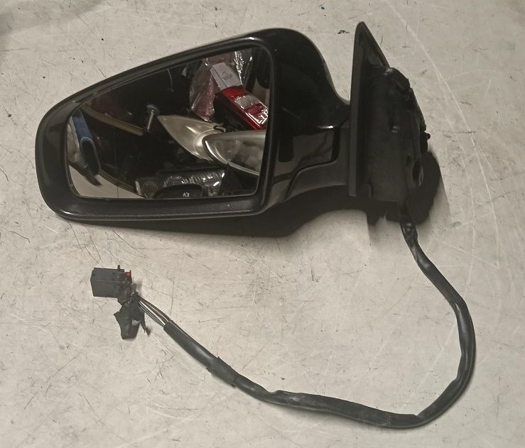 Specchietto elettrico anteriore sinistro AUDI A3 (2003-2008) 9 Pin Specchietto elettrico anteriore sinistro AUDI A3 (2003-2008) 9 Pin