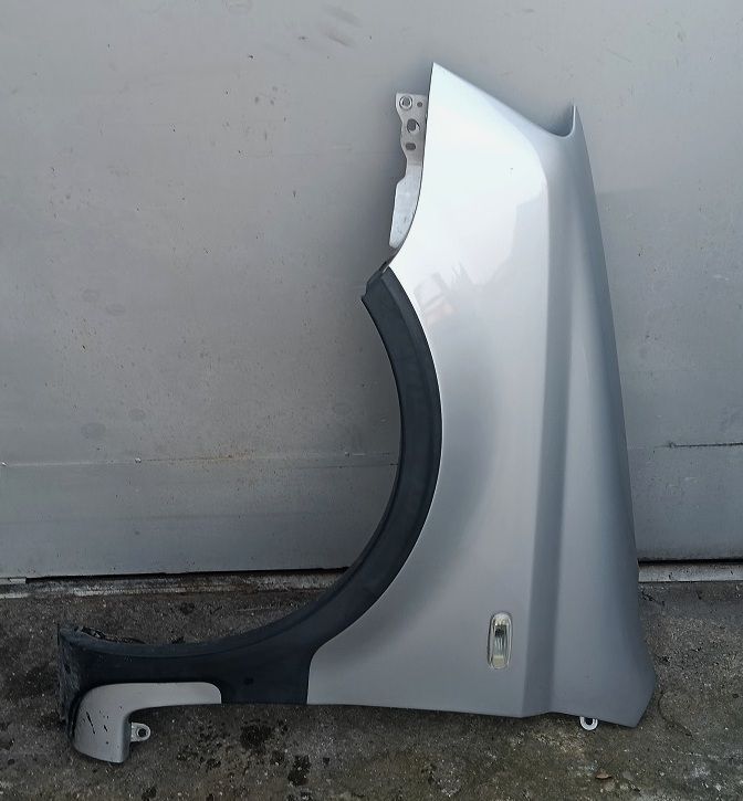 Parafango anteriore sinistro FIAT PANDA 169 4X4 (2007-2010) con modanatura Parafango anteriore sinistro FIAT PANDA 169 4X4 (2007-2010) con modanatura