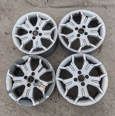 Cerchi in lega 9687754377 CITROEN DS3 1.6 HDI (2009-2013) 7X17 Cerchi in lega 9687754377 CITROEN DS3 1.6 HDI (2009-2013) 7X17