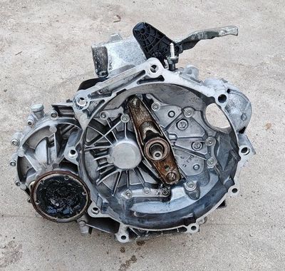 Cambio 0AJ301103 VOLKSWAGEN GOLF 7 1.4 Tgi Turbo Benzina -Metano (2012-2017) 6M Cambio 0AJ301103 VOLKSWAGEN GOLF 7 1.4 Tgi Turbo Benzina -Metano (2012-2017) 6M