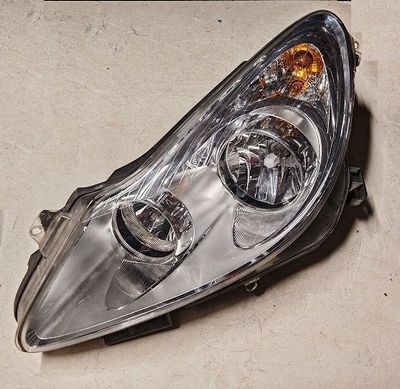 Fanale anteriore sinistro 89313290 OPEL CORSA D 2006-2011 Fanale anteriore sinistro 89313290 OPEL CORSA D 2006-2011