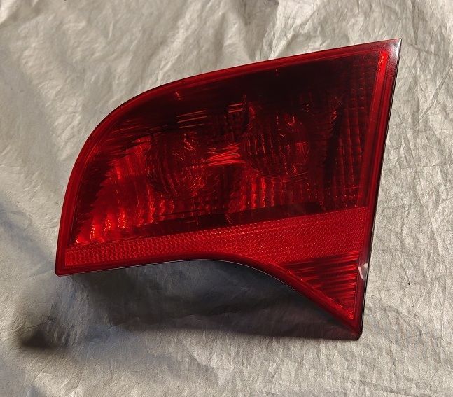 Fanale posteriore interno destro 8E9945094A A4 Avant (2004-2007) Non LED