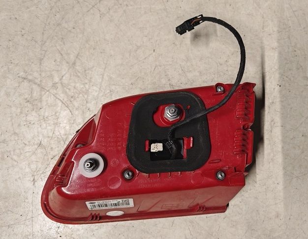 Fanale posteriore sinistro interno 95B945093F- PORSCHE MACAN 2013-2019 - LED