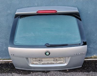Portellone posteriore SKODA OCTAVIA 1.6 Tdi SW 2008-2013 Portellone posteriore SKODA OCTAVIA 1.6 Tdi SW 2008-2013