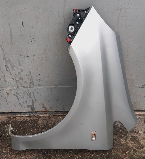 Parafango anteriore sinistro OPEL CORSA D 1.2 Benzina (2007-2013)